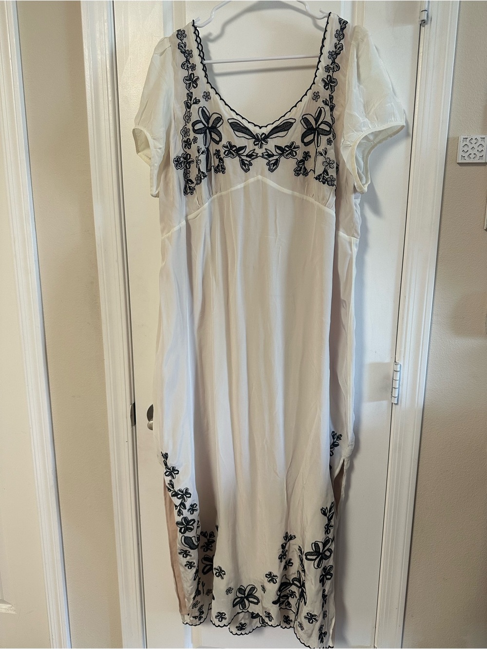 J. Crew Ivory Maxi Dress with Black Floral Embroidery - Picture 3 of 16